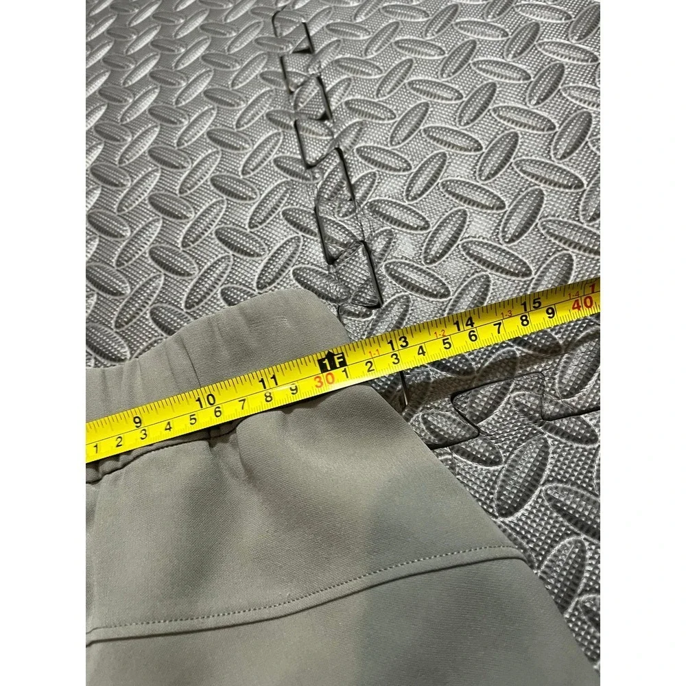 Lululemon On The Fly Jogger Green Gray Athletic Pants Womens Size 2 LW5BZDS
